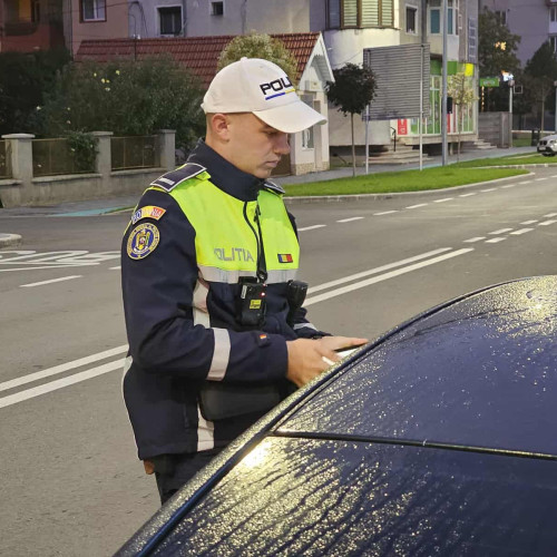 Poliția din Alba desfășoară acțiuni pentru menținerea ordinii publice