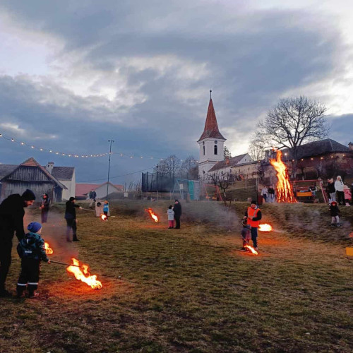 Comunitatea din Sona a celebrat începutul Postului Paștelui cu un obicei tradițional