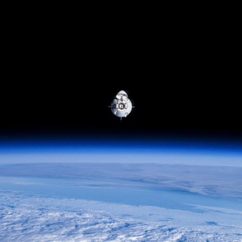 Video Cei doi astronauţi blocaţi nouă luni pe Stația Spațială Internațională se întorc pe Terra. „Nu planificaţi nimic fără mine”