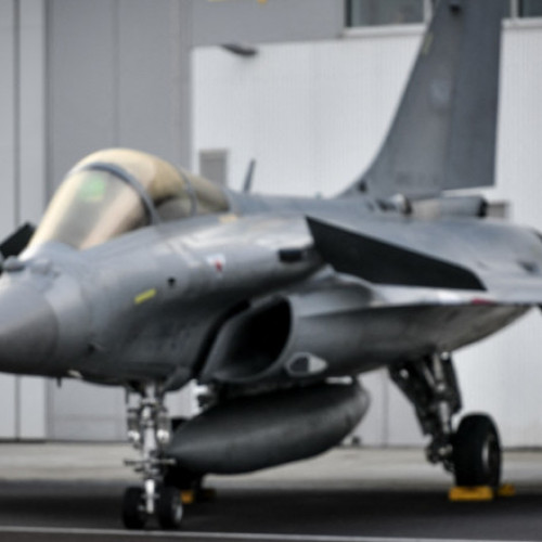 Macron anunță creșterea comenzilor pentru avioanele Rafale în contextul geopolitic actual
