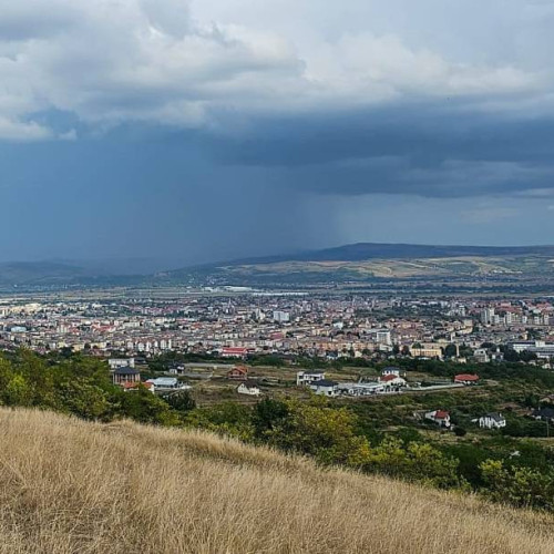 Administratia Nationala de Meteorologie a emis o avertizare de Cod Galben pentru furtuni