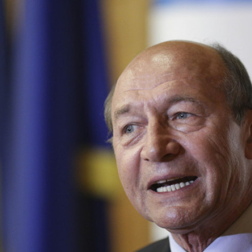 Traian Băsescu este incert în privința participării la ceremonia de investire a lui Nicușor Dan