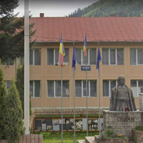 Liceul Tehnologic „Tara Motilor” din Albac va beneficia de echipamente digitale moderne