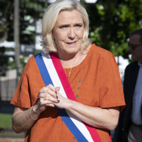 Marine Le Pen, perdantă în instanța franceză pentru deturnare de fonduri
