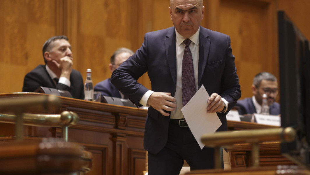 Guvernul își asumă răspunderea pentru măsuri fiscale menite să corecteze dezechilibrul bugetar