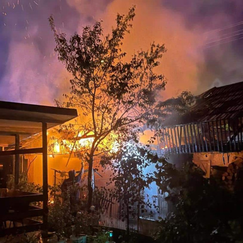 Incendiu în Cugir, intervenții ale pompierilor din Sebeș