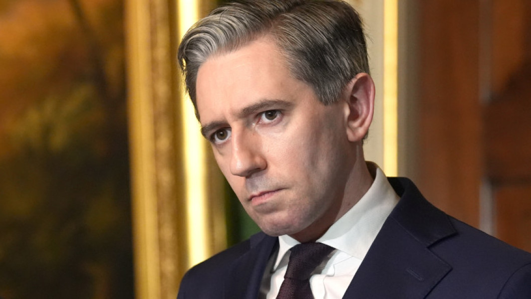 Amenințări repetate la adresa ministrului irlandez Harris