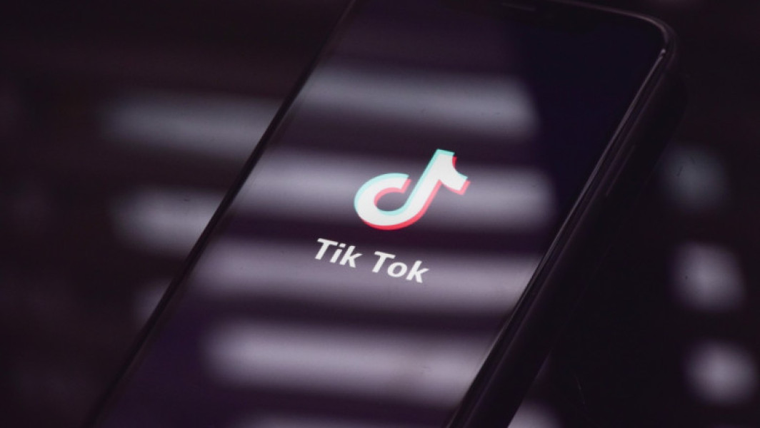 TikTok anunță ștergerea a peste 100.000 de conturi false în campania electorală din Republica Moldova