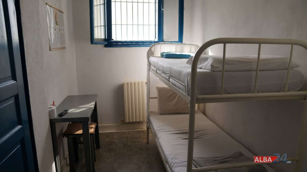 Fost deținut din Aiud, trimis în judecată pentru distrugere în penitenciar